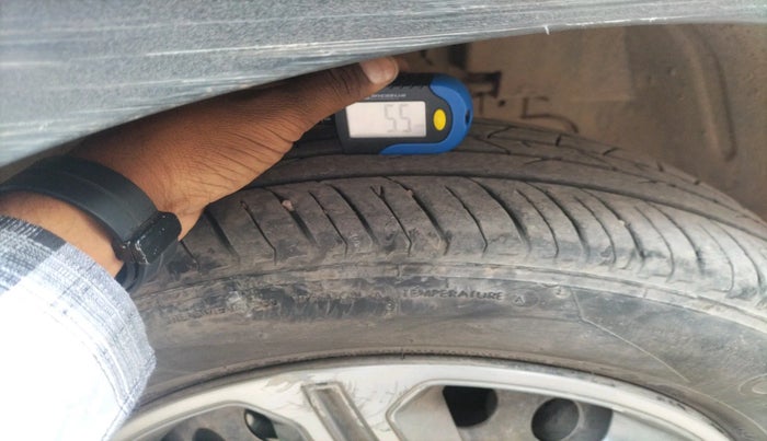 2018 Tata NEXON XM PETROL, Petrol, Manual, 67,951 km, tyre