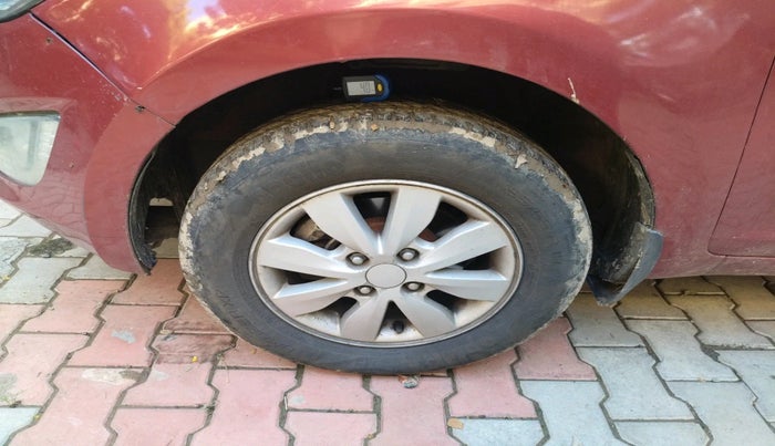 2013 Hyundai i20 SPORTZ 1.2, Petrol, Manual, 82,291 km, tyre