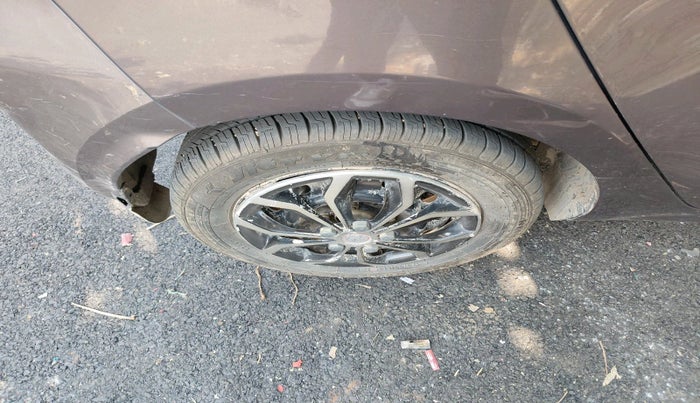 2016 Tata Tiago XT PETROL, Petrol, Manual, 48,036 km, tyre