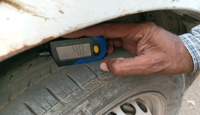 2013 Maruti Alto 800 STD, Petrol, Manual, 87,710 km, tyre