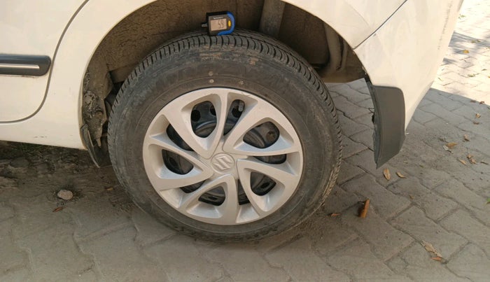 2019 Maruti New Wagon-R VXI 1.0, Petrol, Manual, 32,995 km, tyre