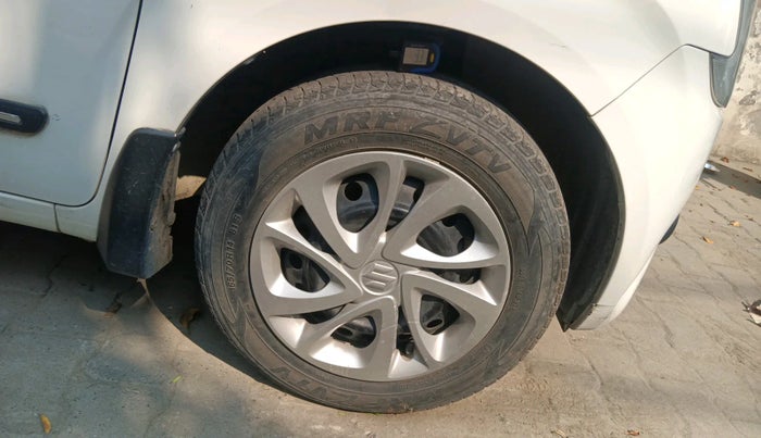 2019 Maruti New Wagon-R VXI 1.0, Petrol, Manual, 32,995 km, tyre