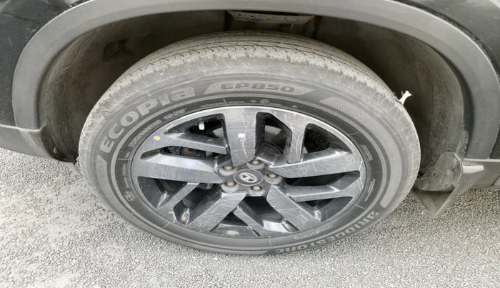 2021 Tata Harrier XZA PLUS 2.0L DARK EDITION, Diesel, Automatic, 51,844 km, tyre