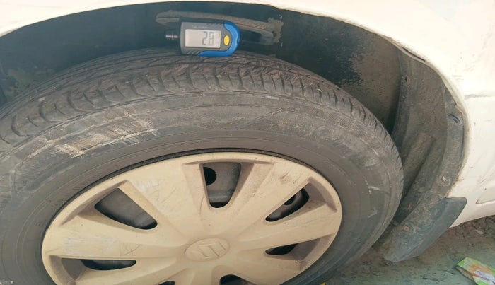 2011 Maruti Swift Dzire VDI, Diesel, Manual, 90,781 km, tyre