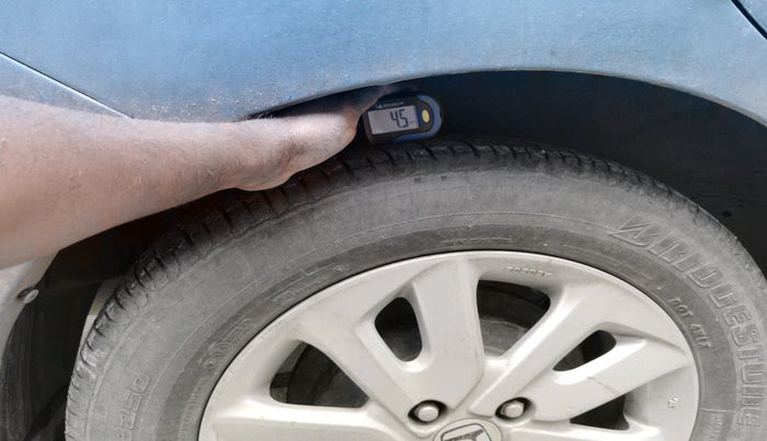 2015 Honda Mobilio 1.5L I-DTEC V (O), Diesel, Manual, 1,64,926 km, tyre