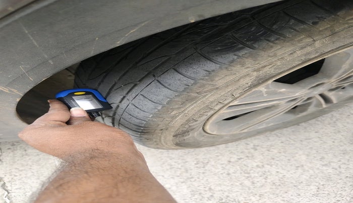 2018 Hyundai Creta SX PLUS AT 1.6 DIESEL, Diesel, Automatic, 1,79,499 km, tyre