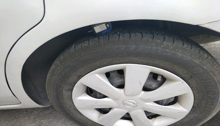 2014 Nissan Sunny XL, Petrol, Manual, 92,234 km, tyre