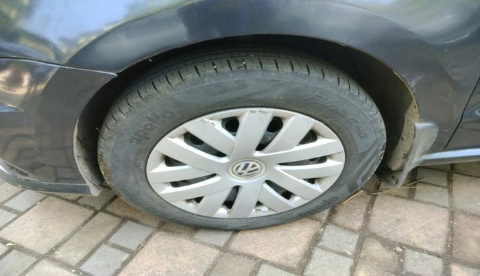 2017 Volkswagen Ameo COMFORTLINE 1.2L, Petrol, Manual, 38,031 km, tyre