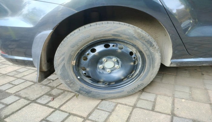 2017 Volkswagen Ameo COMFORTLINE 1.2L, Petrol, Manual, 38,031 km, tyre