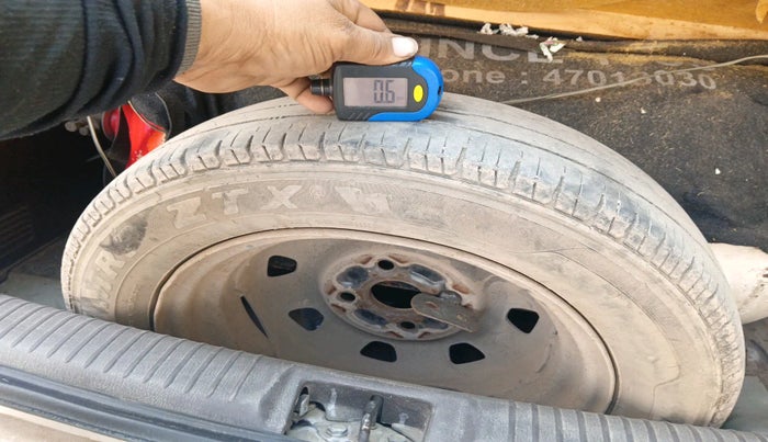 2013 Hyundai Santro Xing GL PLUS, Petrol, Manual, 1,01,490 km, tyre