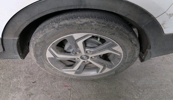 2019 Hyundai Creta SX AT 1.6 DIESEL, Diesel, Automatic, 80,185 km, tyre