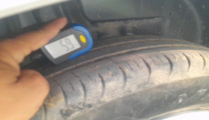 2025 Maruti Swift VXi, Petrol, Manual, 3,401 km, tyre