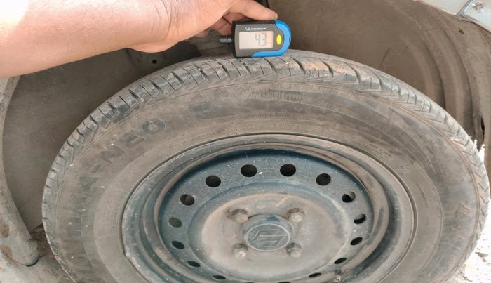 2020 Maruti New Wagon-R LXI CNG 1.0, Petrol, Manual, 2,54,564 km, tyre