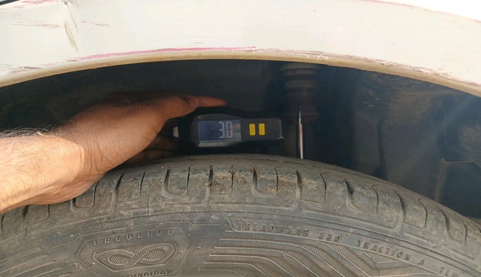 2012 Maruti Swift Dzire VDI, Diesel, Manual, 94,996 km, tyre