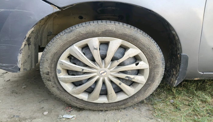 2017 Maruti Wagon R 1.0 VXI, Petrol, Manual, 66,665 km, tyre