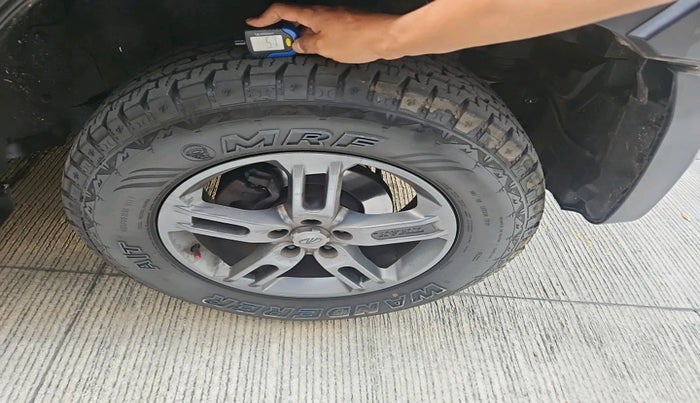 2022 Mahindra Thar LX D 4*4 MT HT, Diesel, Manual, 39,000 km, tyre