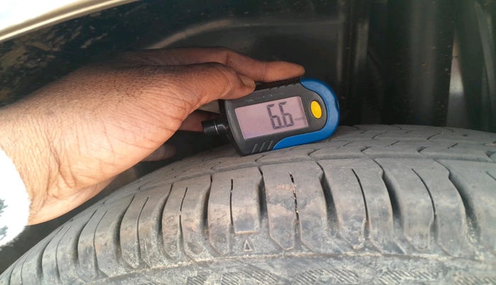 2024 Maruti Swift ZXi Plus, Petrol, Manual, 1,898 km, tyre