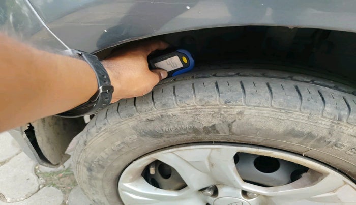 2015 Ford Ecosport TREND 1.5L PETROL, Petrol, Manual, 1,11,096 km, tyre