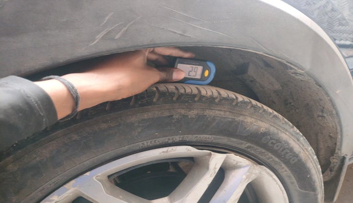 2021 Renault TRIBER RXZ, Petrol, Manual, 65,584 km, tyre