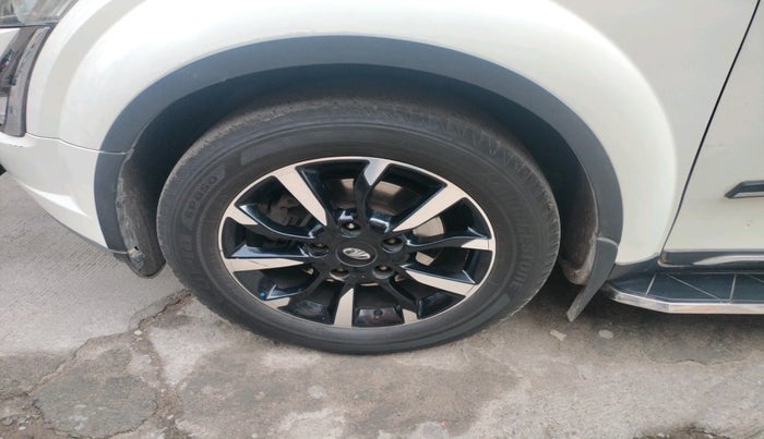 2019 Mahindra XUV500 W11, Diesel, Manual, 1,12,500 km, tyre