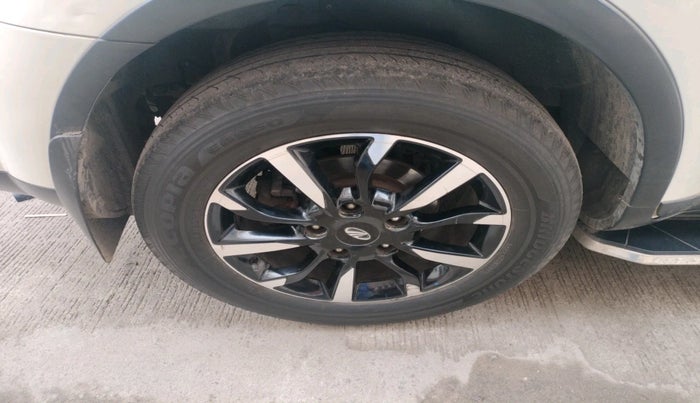 2019 Mahindra XUV500 W11, Diesel, Manual, 1,12,500 km, tyre