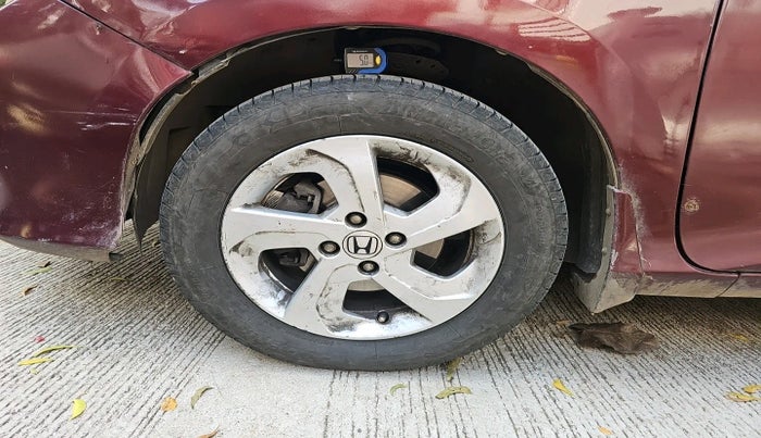 2014 Honda City 1.5L I-DTEC V, Diesel, Manual, 1,40,379 km, tyre