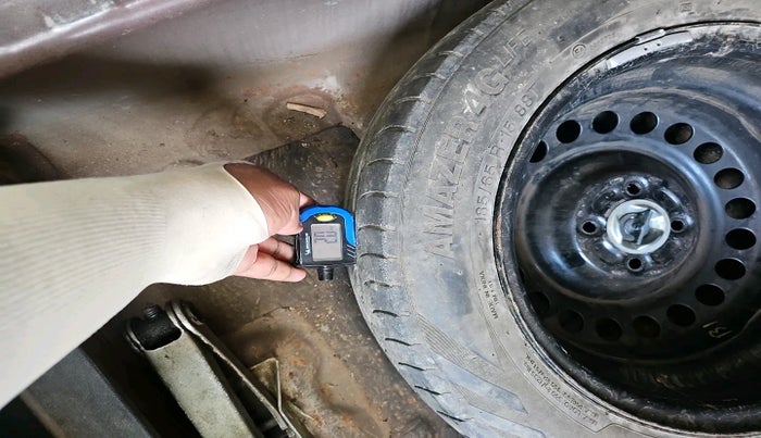 2014 Honda City 1.5L I-DTEC V, Diesel, Manual, 1,40,379 km, tyre