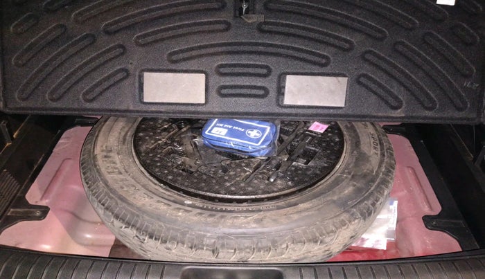 2018 Hyundai Creta SX AT 1.6 PETROL, Petrol, Automatic, 67,186 km, tyre