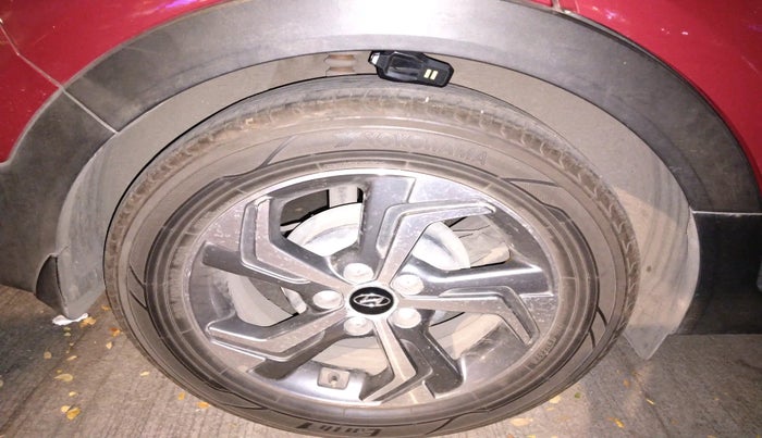 2018 Hyundai Creta SX AT 1.6 PETROL, Petrol, Automatic, 67,186 km, tyre