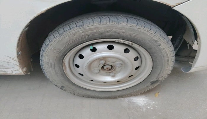 2011 Maruti Wagon R 1.0 LXI, Petrol, Manual, 1,26,422 km, tyre