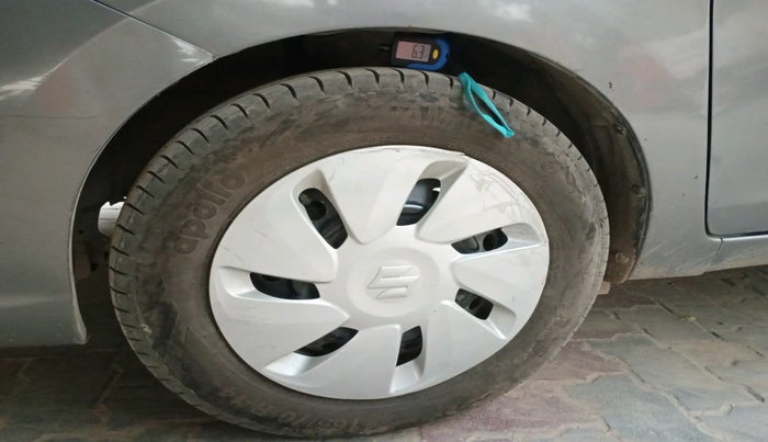 2017 Maruti Celerio VXI CNG, Petrol, Manual, 1,40,437 km, tyre