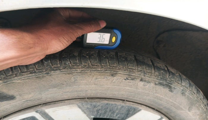 2016 Tata Zest XE PETROL, Petrol, Manual, 1,07,326 km, tyre