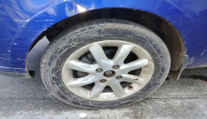 2014 Tata Zest XT PETROL, Petrol, Manual, 60,165 km, tyre