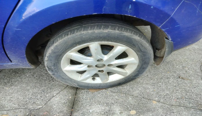 2014 Tata Zest XT PETROL, Petrol, Manual, 60,165 km, tyre