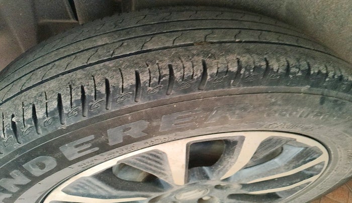 2020 Maruti Vitara Brezza ZXI PLUS, Petrol, Manual, 1,40,646 km, tyre