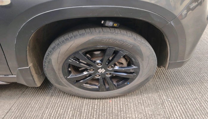 2019 Maruti Vitara Brezza ZDI AMT, Diesel, Automatic, 1,30,129 km, tyre