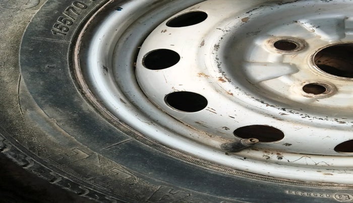 2012 Hyundai Eon ERA +, Petrol, Manual, 79,776 km, tyre