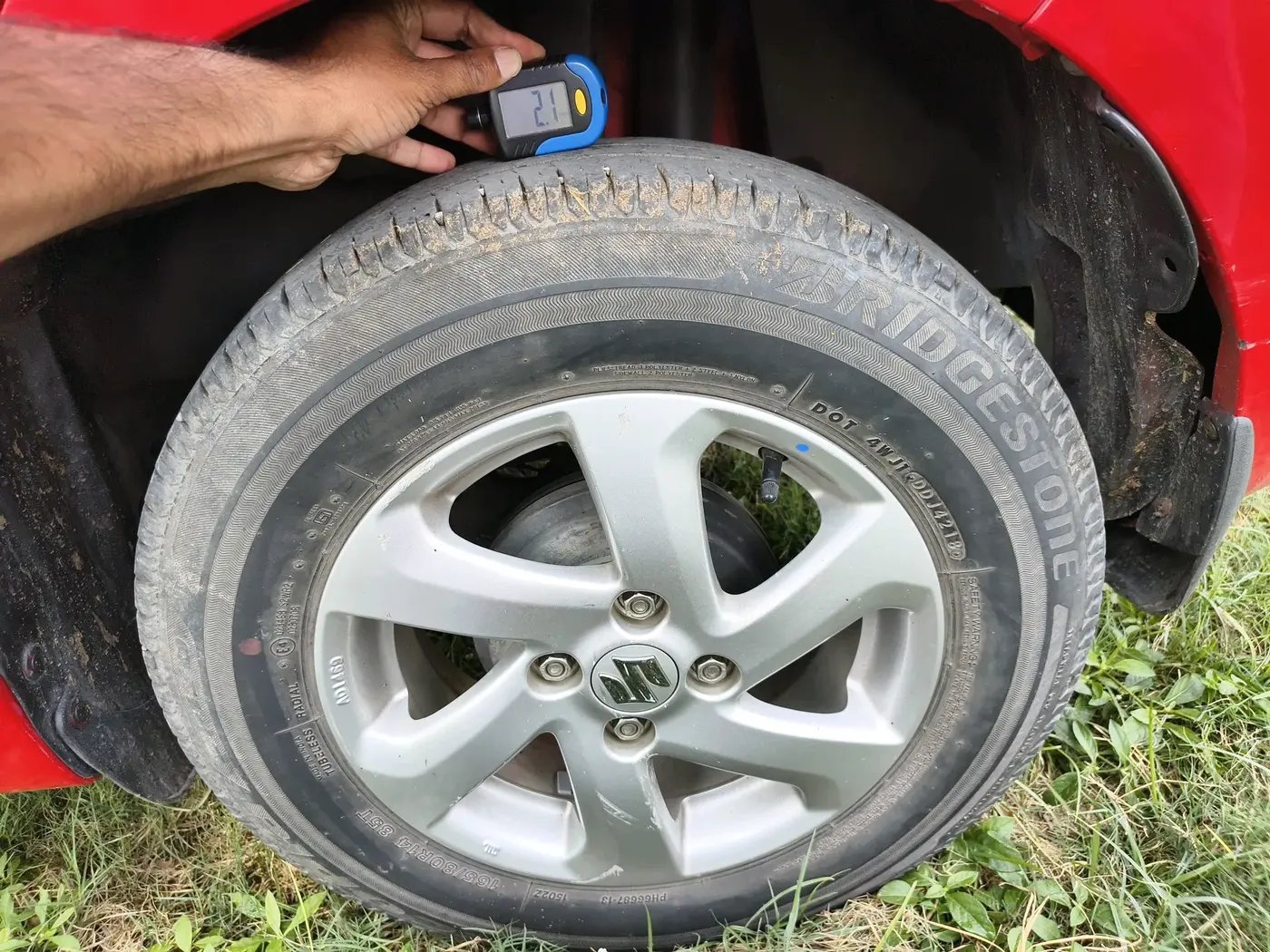 2018 Maruti Swift VXI, Petrol, Manual, 41,455 km, tyre