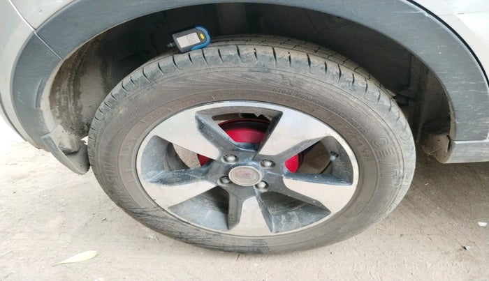 2018 Tata NEXON XZ PLUS PETROL, Petrol, Manual, 92,311 km, tyre