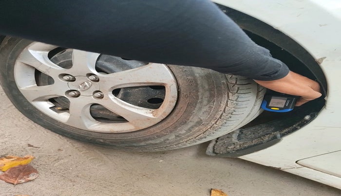 2013 Hyundai Verna FLUIDIC 1.6 VTVT EX, Petrol, Manual, 6,50,001 km, tyre