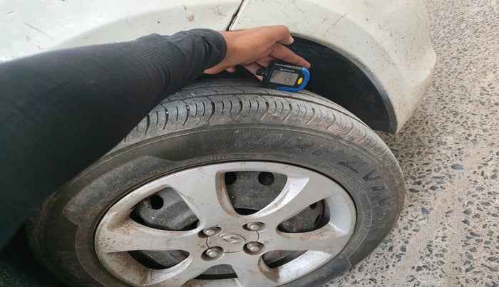 2013 Hyundai Verna FLUIDIC 1.6 VTVT EX, Petrol, Manual, 6,50,001 km, tyre