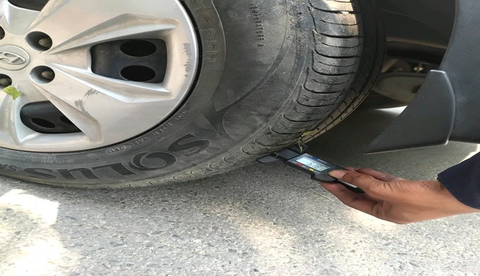 2017 Hyundai Creta E PLUS 1.6 PETROL, Petrol, Manual, 26,197 km, tyre