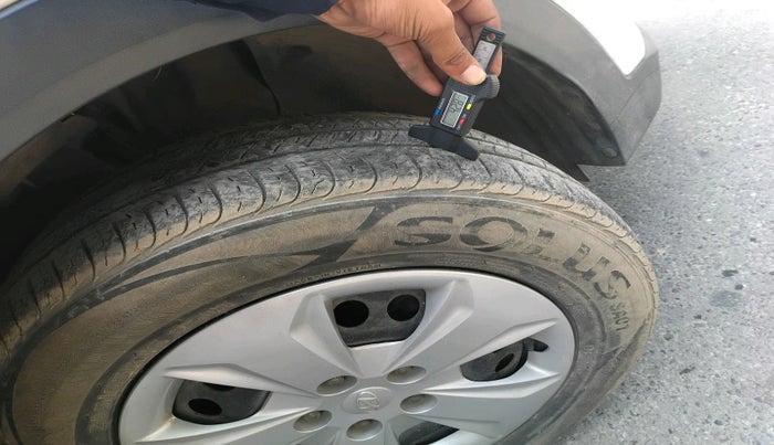 2017 Hyundai Creta E PLUS 1.6 PETROL, Petrol, Manual, 26,197 km, tyre