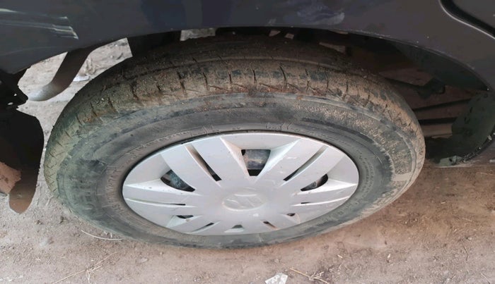 2022 Maruti Alto LXI O, Petrol, Manual, 59,590 km, tyre