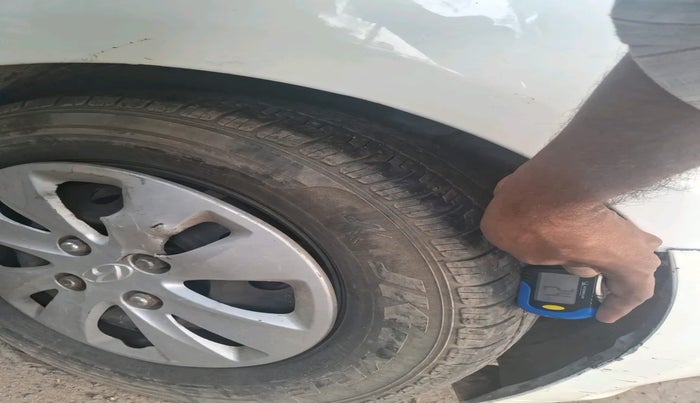 2013 Hyundai i10 SPORTZ 1.2, Petrol, Manual, 1,45,483 km, tyre