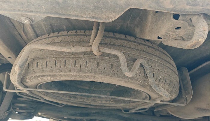 2014 Honda Mobilio 1.5L I-VTEC V, Petrol, Manual, 1,22,723 km, tyre