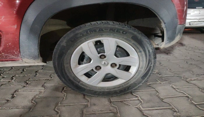 2016 Renault Kwid RXT 0.8, Petrol, Manual, 1,13,700 km, tyre