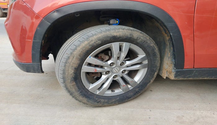 2016 Maruti Vitara Brezza ZDI, Diesel, Manual, 77,029 km, tyre