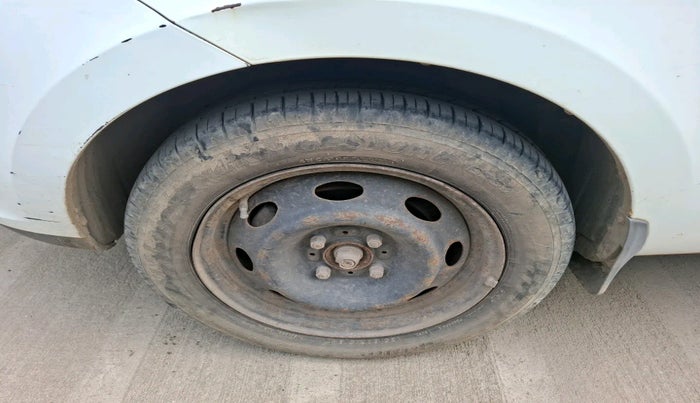 2015 Tata Zest XMS 75PS DIESEL, Diesel, Manual, 94,076 km, tyre