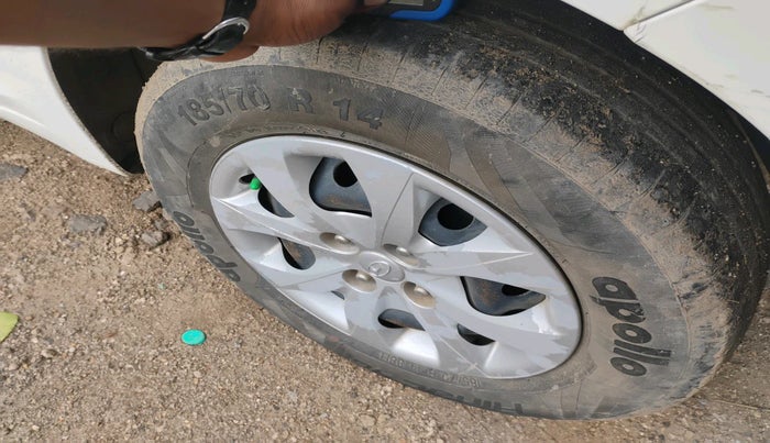 2020 Hyundai Elite i20 MAGNA PLUS 1.2, Petrol, Manual, 93,818 km, tyre